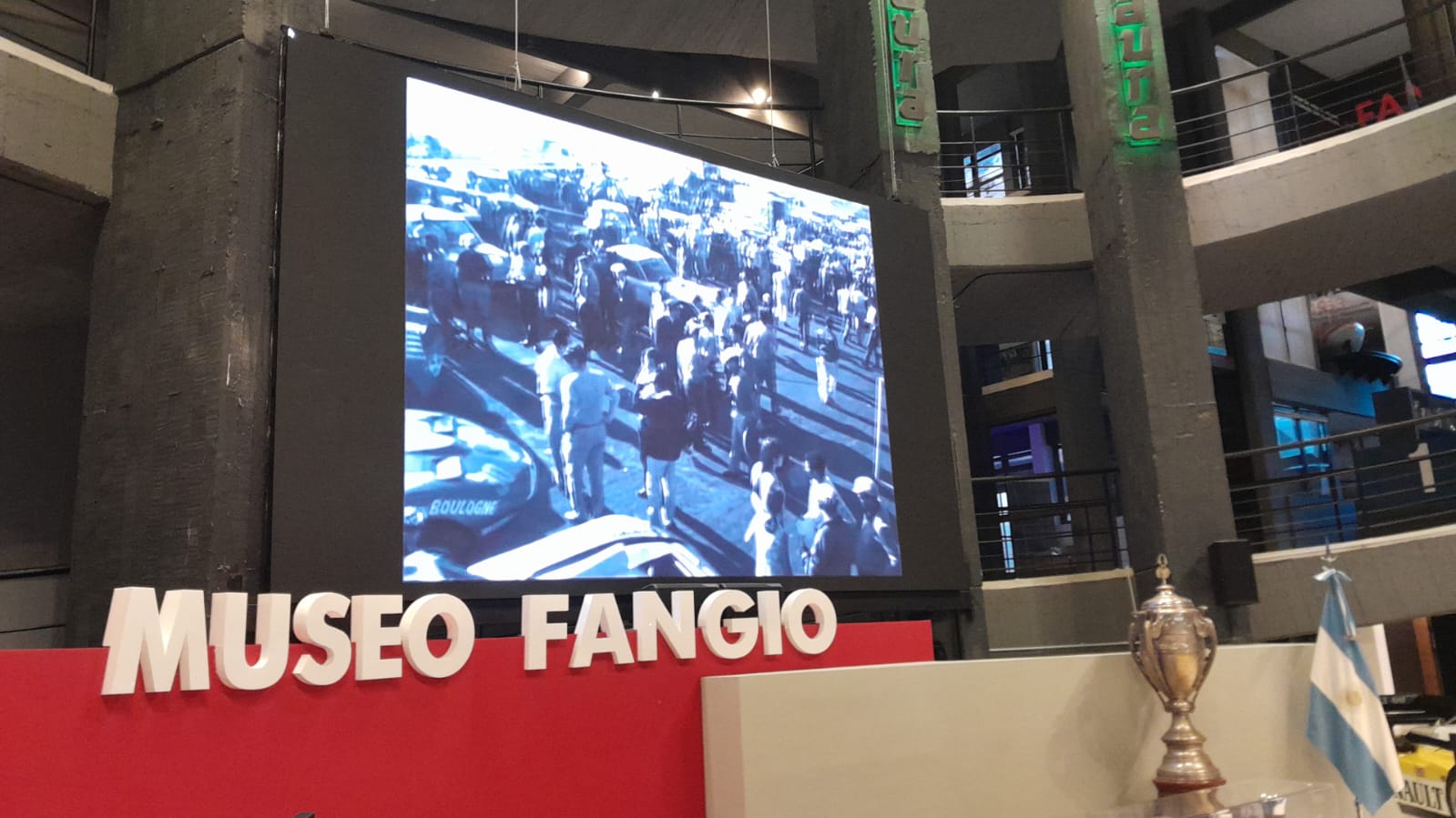 Francisco Cirigliano entrevistó a Adrián Sánchez, administrador del Museo Fangio